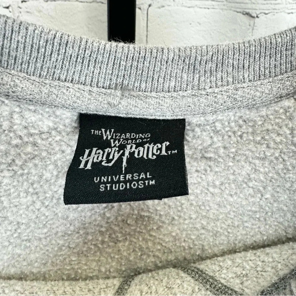 Harry Potter Wizarding World Universal Studios Slytherin Sweatshirt Size XS - Picture 3 of 6